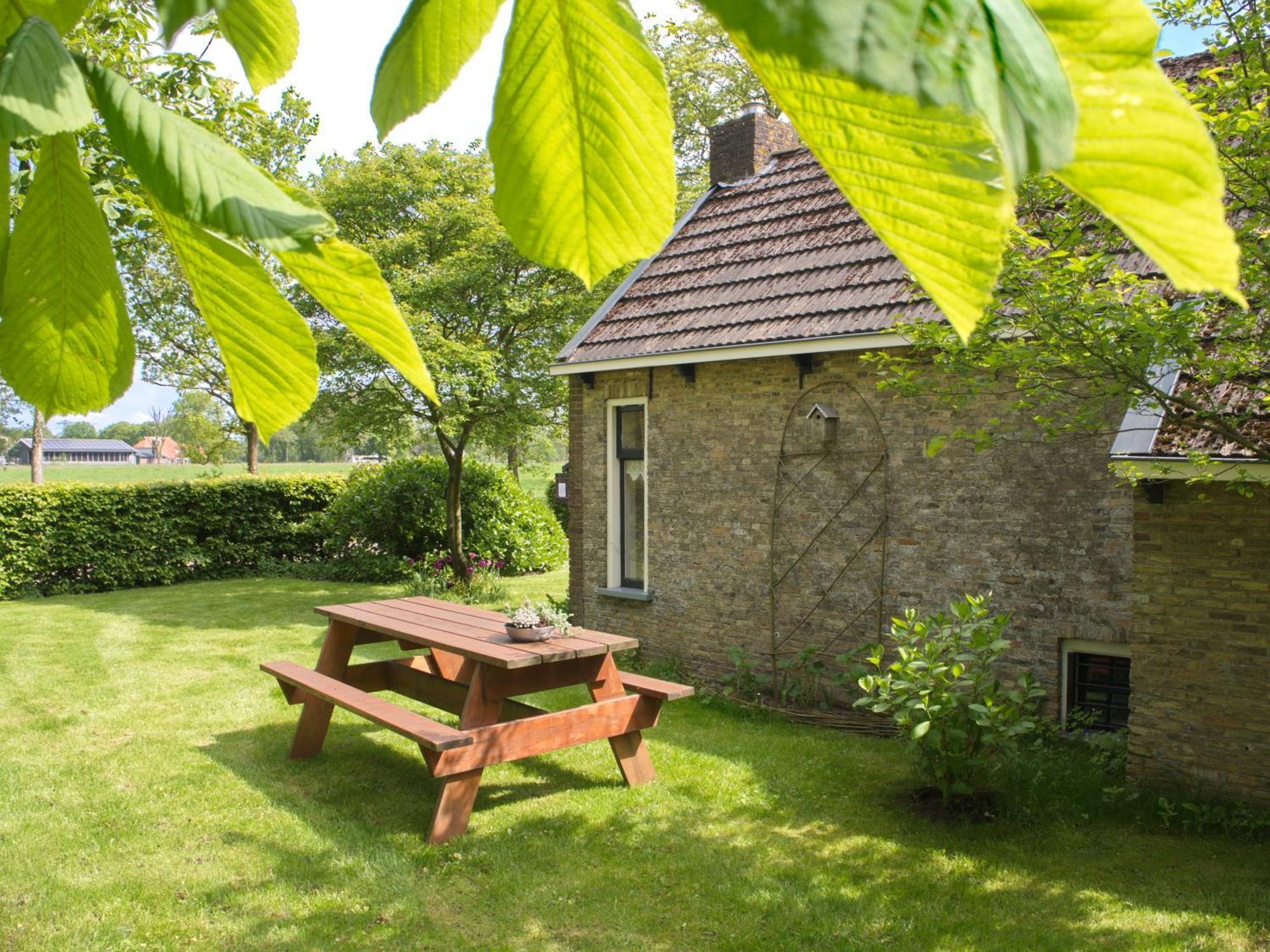 'Us Waldhuske' Villa Burgum Buitenkant foto